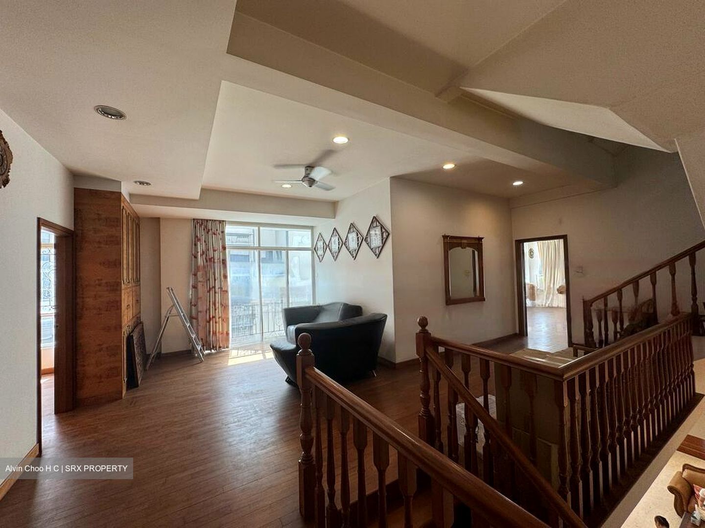 People's Garden (D19), Terrace #455980501